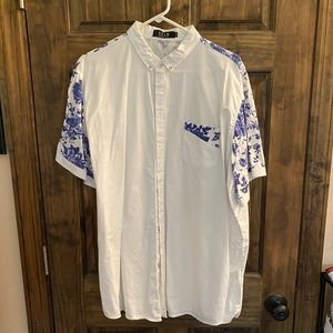 Worn Short Sleeve Button Down sz XXL